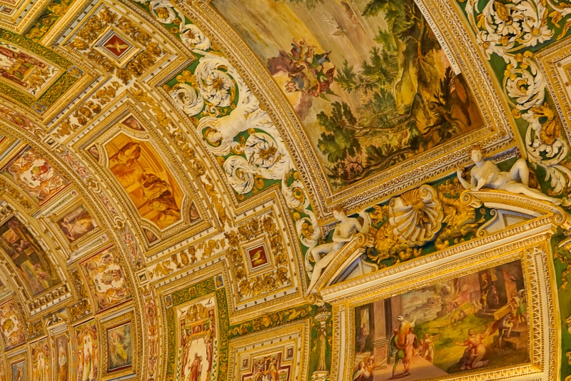 Hayley Kinsey Vatican Museums map room ceiling 2